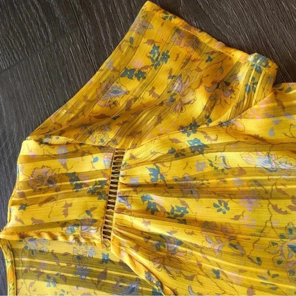 Urban Outfitters Yellow Gold Pippa Chiffon Tiered Floral Mini Dress Size XS - Picture 10 of 14